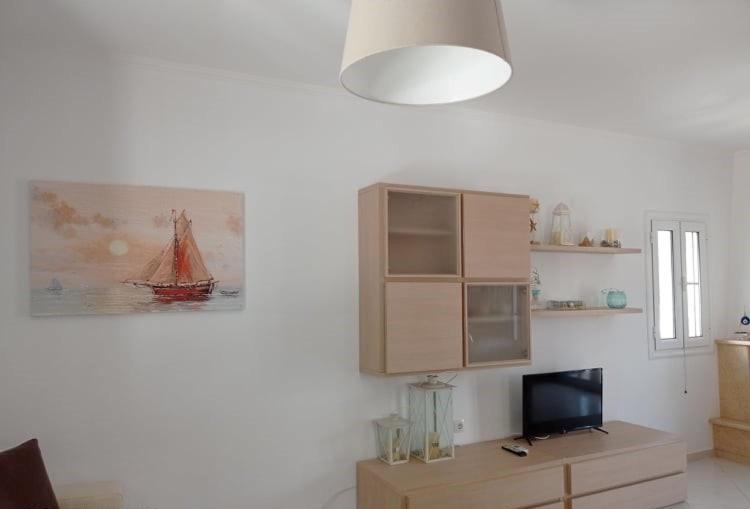 Hermes Holiday Home In The Port Of Sivota Exterior photo